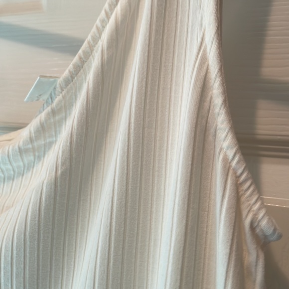 H&M off shoulder shirt, size med - Picture 5 of 6